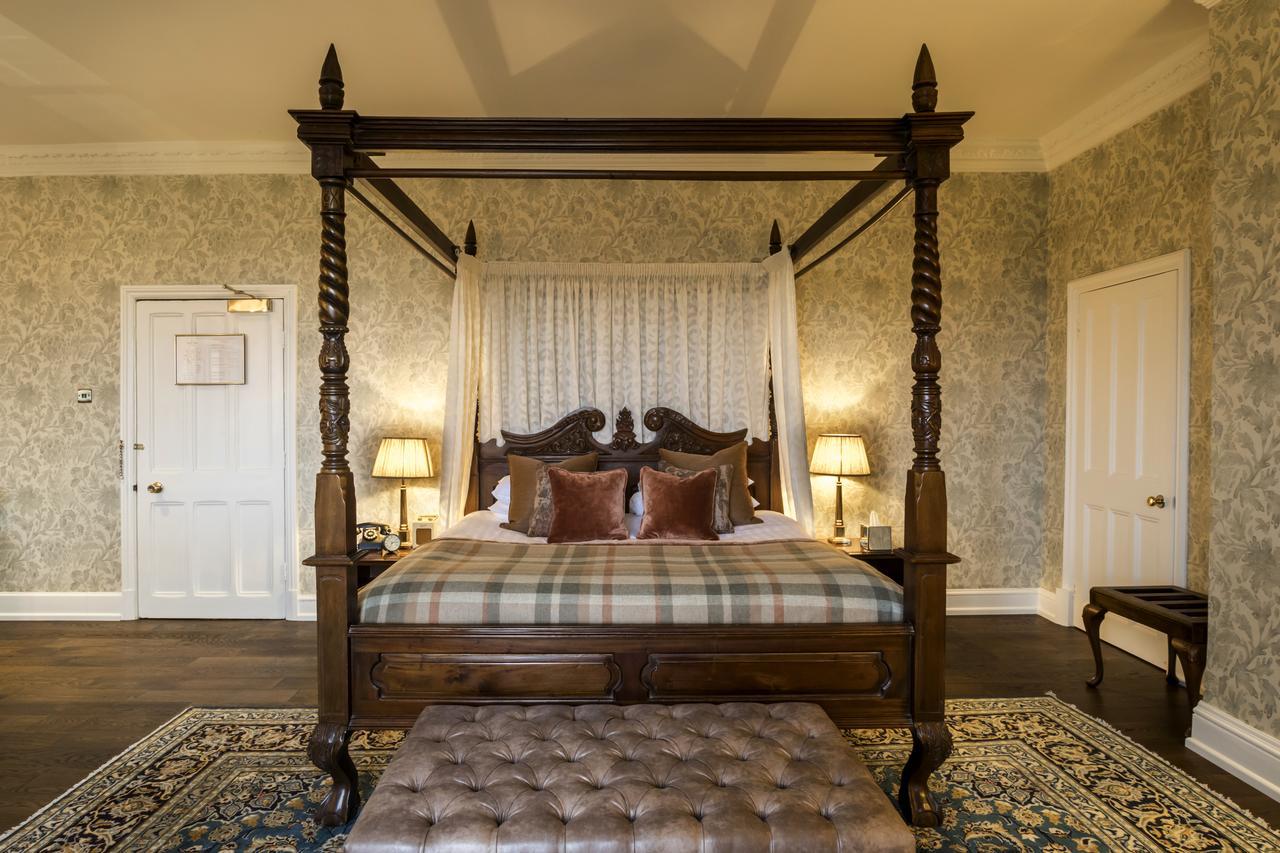 Eastwell Manor, Champneys Hotel & Spa Ashford  Exterior foto